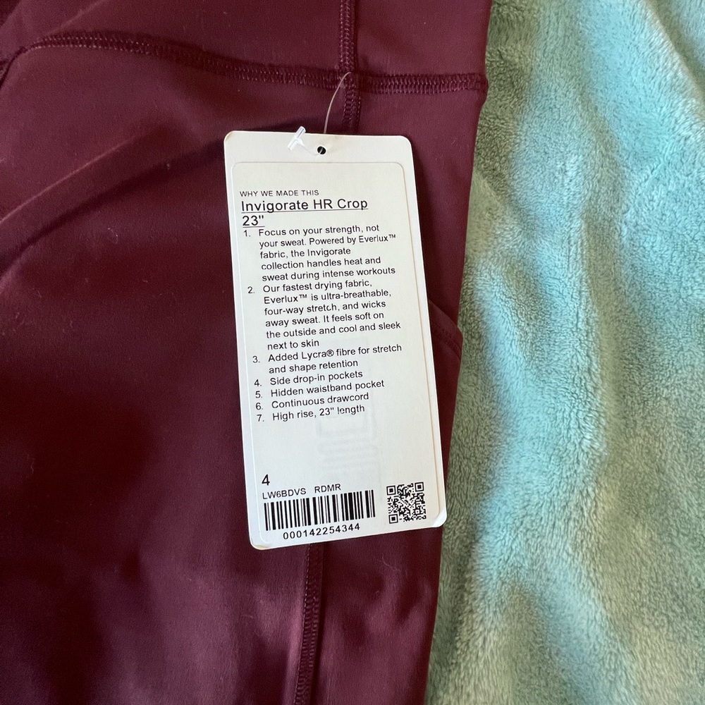Lululemon 23 leggings with pockets